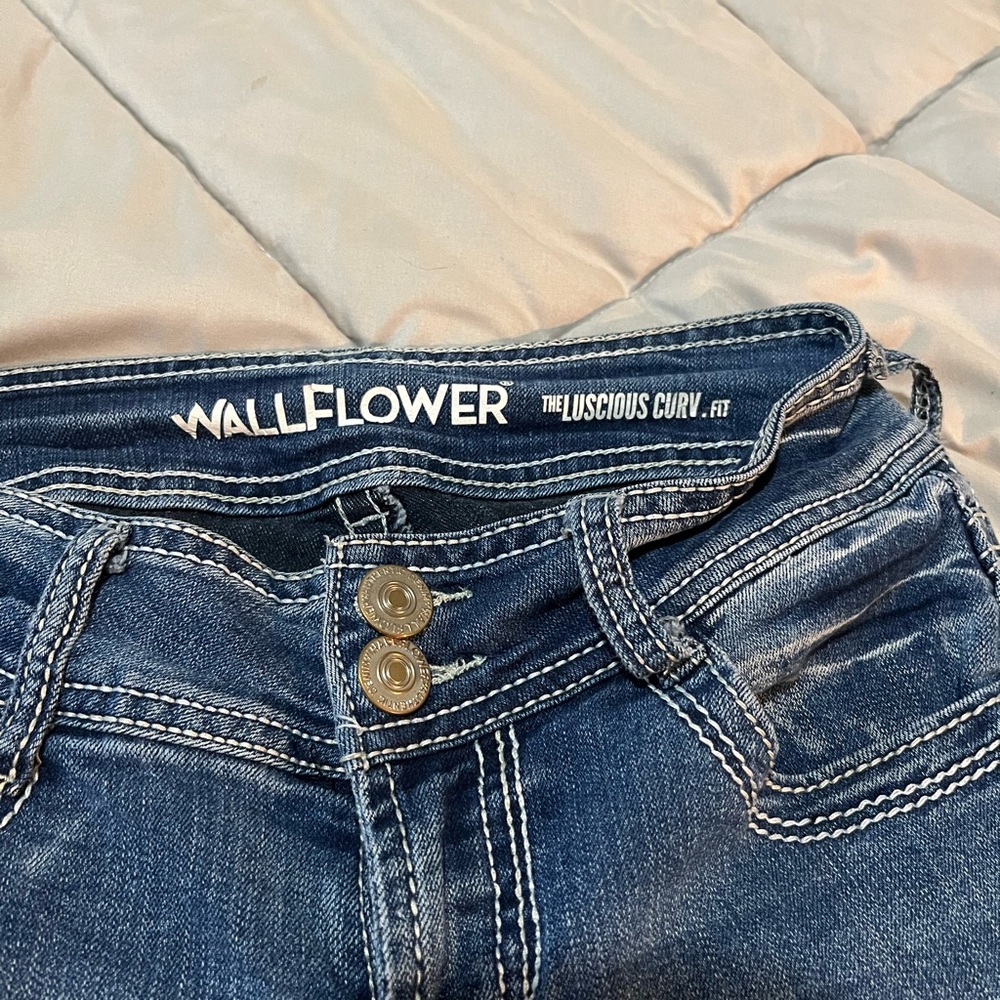 Wallflower High Rise Indigo Jeans